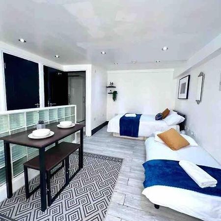 Studio Apartment In ロンドン エクステリア 写真